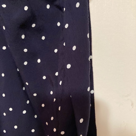 GAP blouse. - Picture 3 of 4